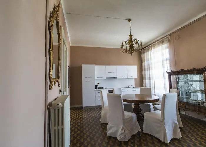 Casa Del Fotografo * アルバ
